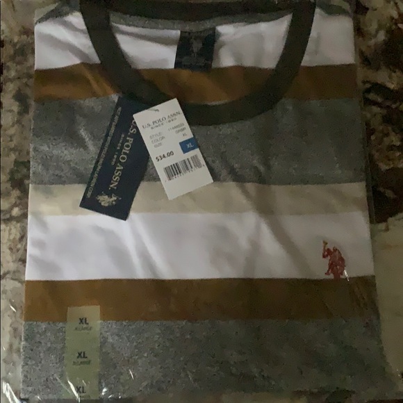 New U.S. Polo Assn. three tone Short Sleeve - XL - Picture 3 of 4